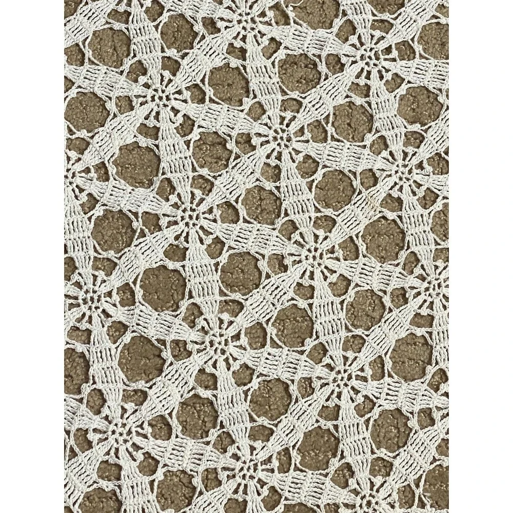 Vintage Handmade Crochet‎ Doily Tablecloth Bedspread Ecru Off White Twin 80